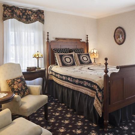 Isaiah Jones Homestead Bed And Breakfast Сандуіч Екстер'єр фото