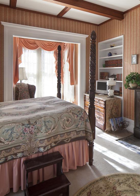 Isaiah Jones Homestead Bed And Breakfast Сандуіч Екстер'єр фото