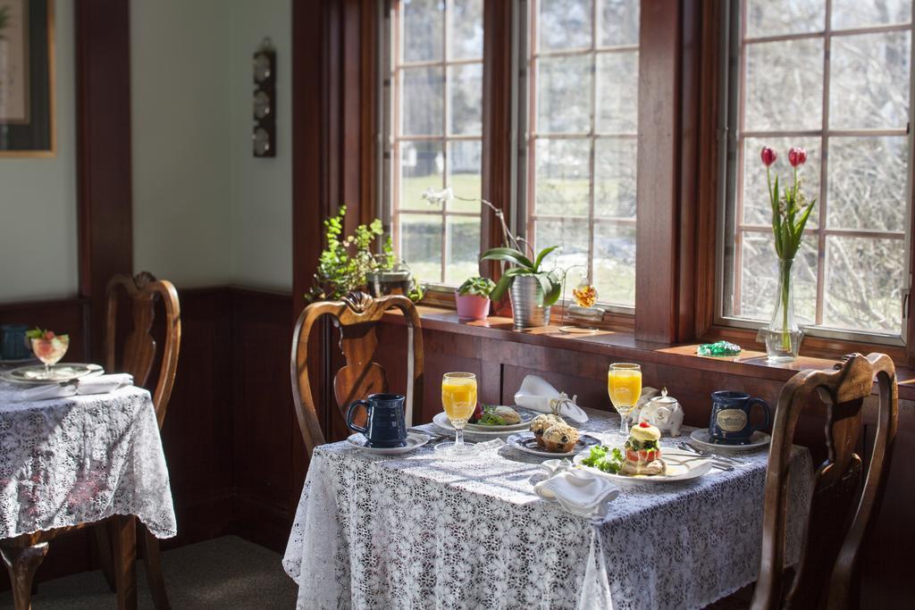 Isaiah Jones Homestead Bed And Breakfast Сандуіч Екстер'єр фото