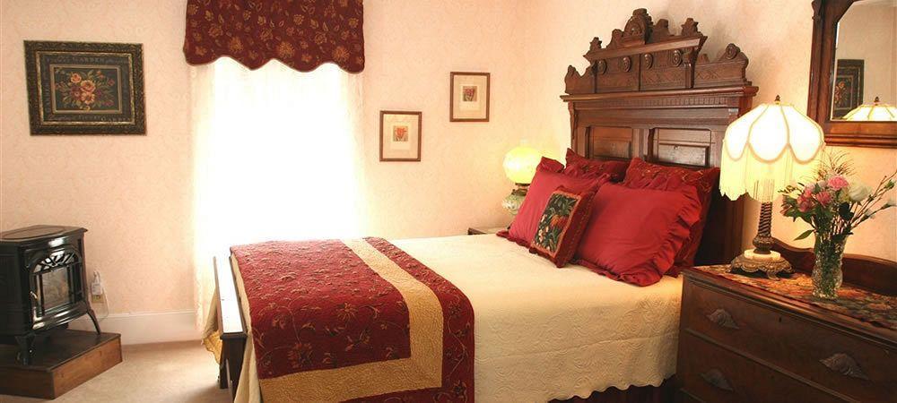 Isaiah Jones Homestead Bed And Breakfast Сандуіч Екстер'єр фото