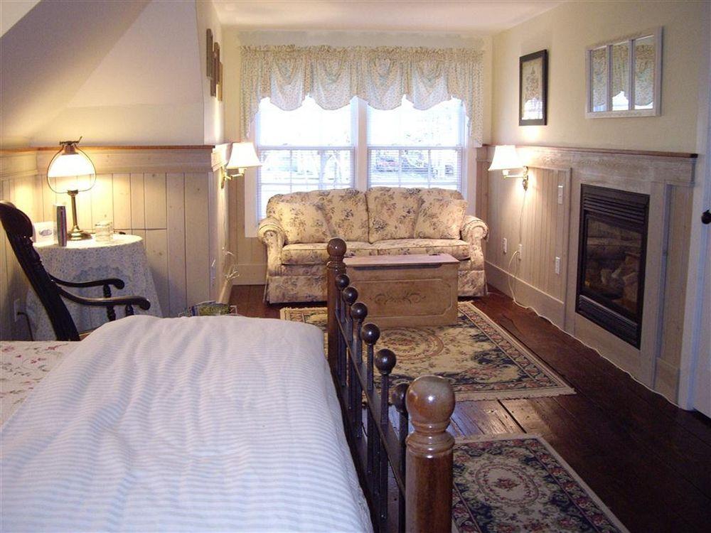 Isaiah Jones Homestead Bed And Breakfast Сандуіч Екстер'єр фото