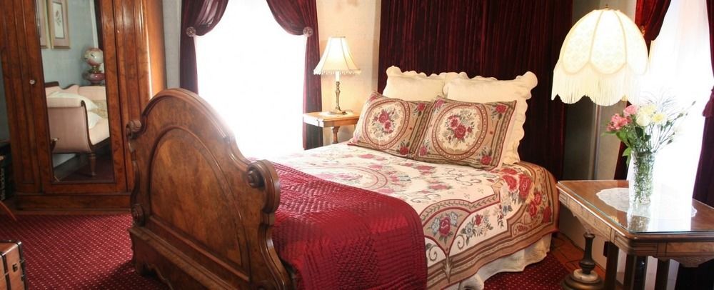 Isaiah Jones Homestead Bed And Breakfast Сандуіч Екстер'єр фото